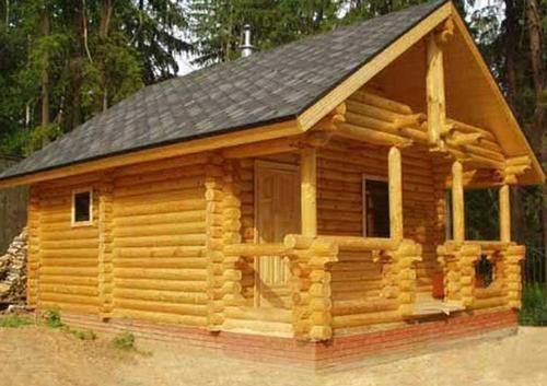 Деревянный домик для бани на даче