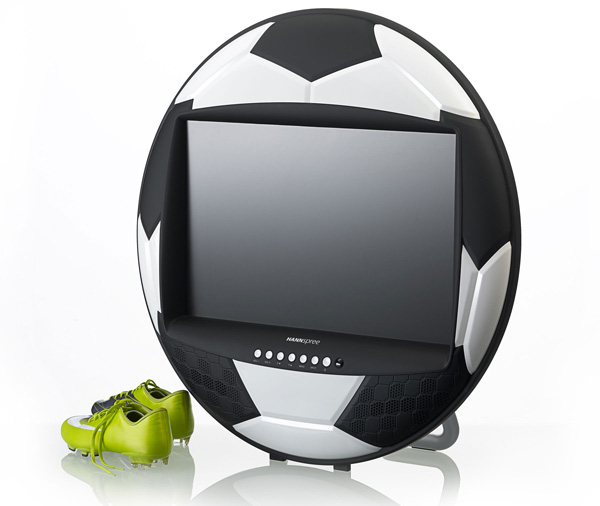 Телевизор для детей - футбольный мяч