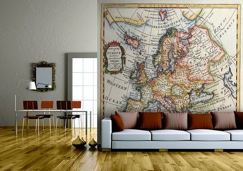 Карта мира в интерьере гостиной