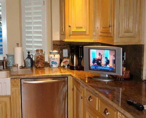Маленький телевизор для кухни