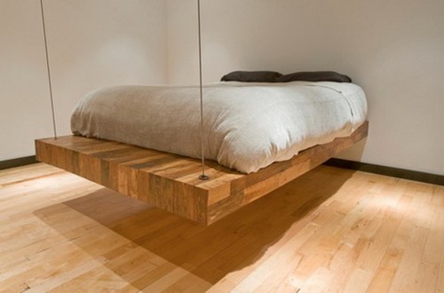Подвесная кровать в спальне
