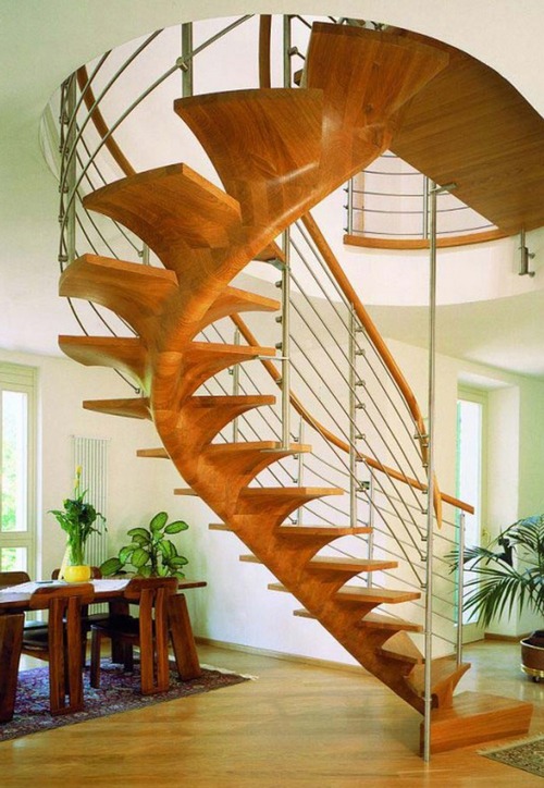 Винтовые лестницы из дерева фото