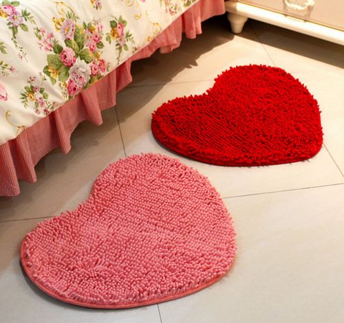 Прикроватные коврики для женской спальни в виде сердца