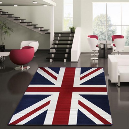 Ковер в виде британского флага в гостиной