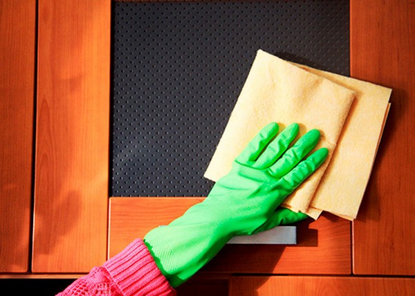 как чистить полированную мебель в домашних условиях